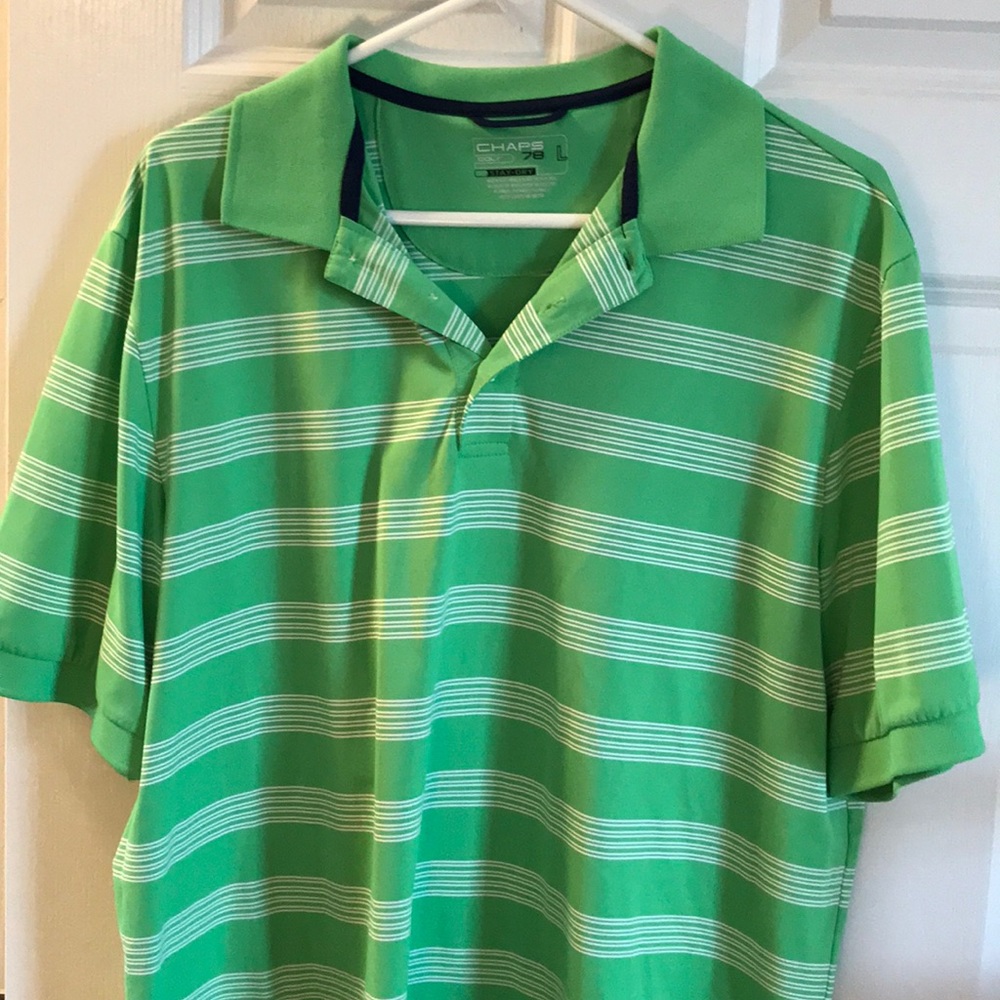 Short sleeve polo.